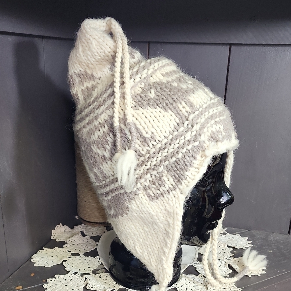 Ralph Lauren Cream and Gray Wool Hat